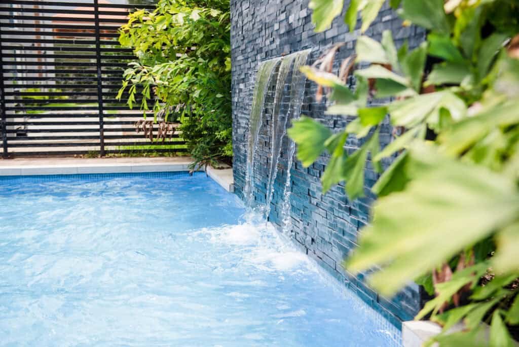 Tipos de Cascatas para Piscina