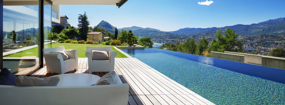 Escolha do Estilo de Decoração da Piscina