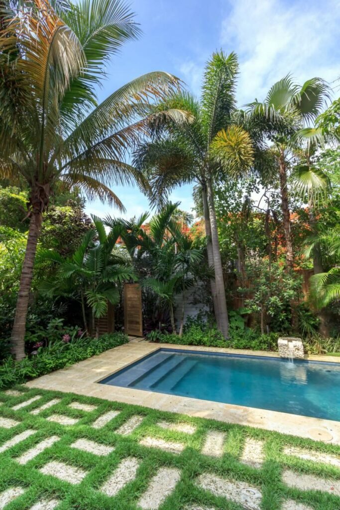 Paisagismo ao Redor da Piscina