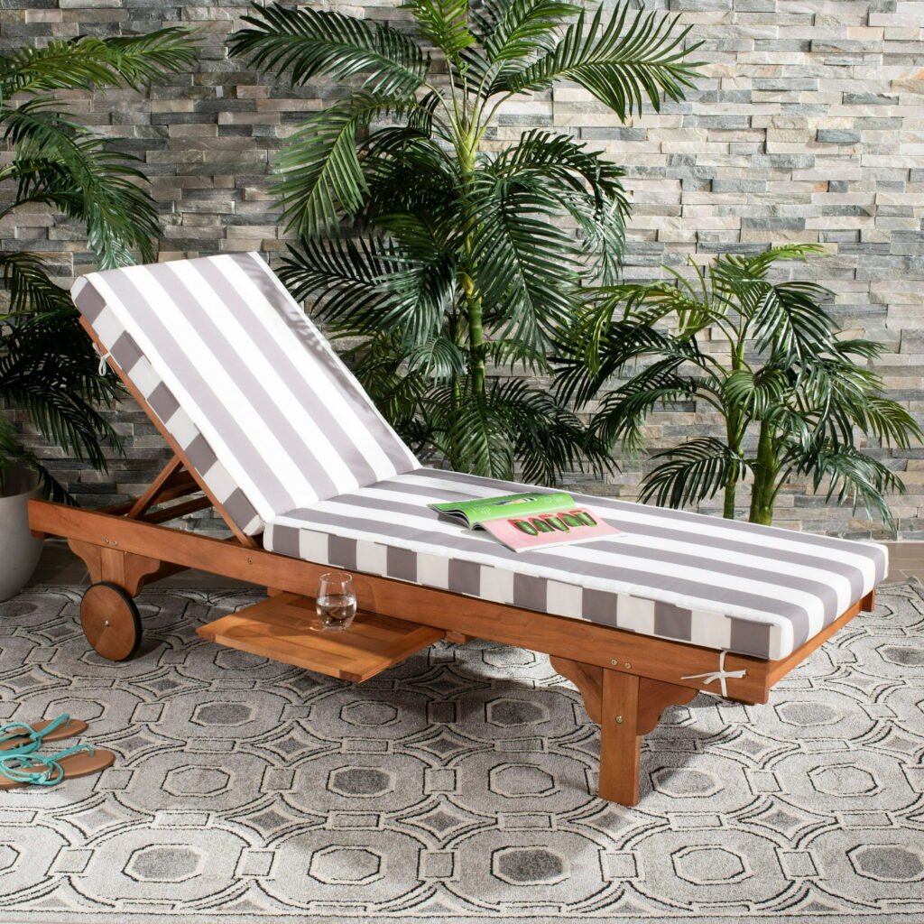 Tendências em Design de Cadeiras de Piscina