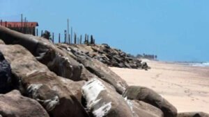 Aumento do Nível do Mar e Erosão Costeira: Impactos, Causas e Soluções